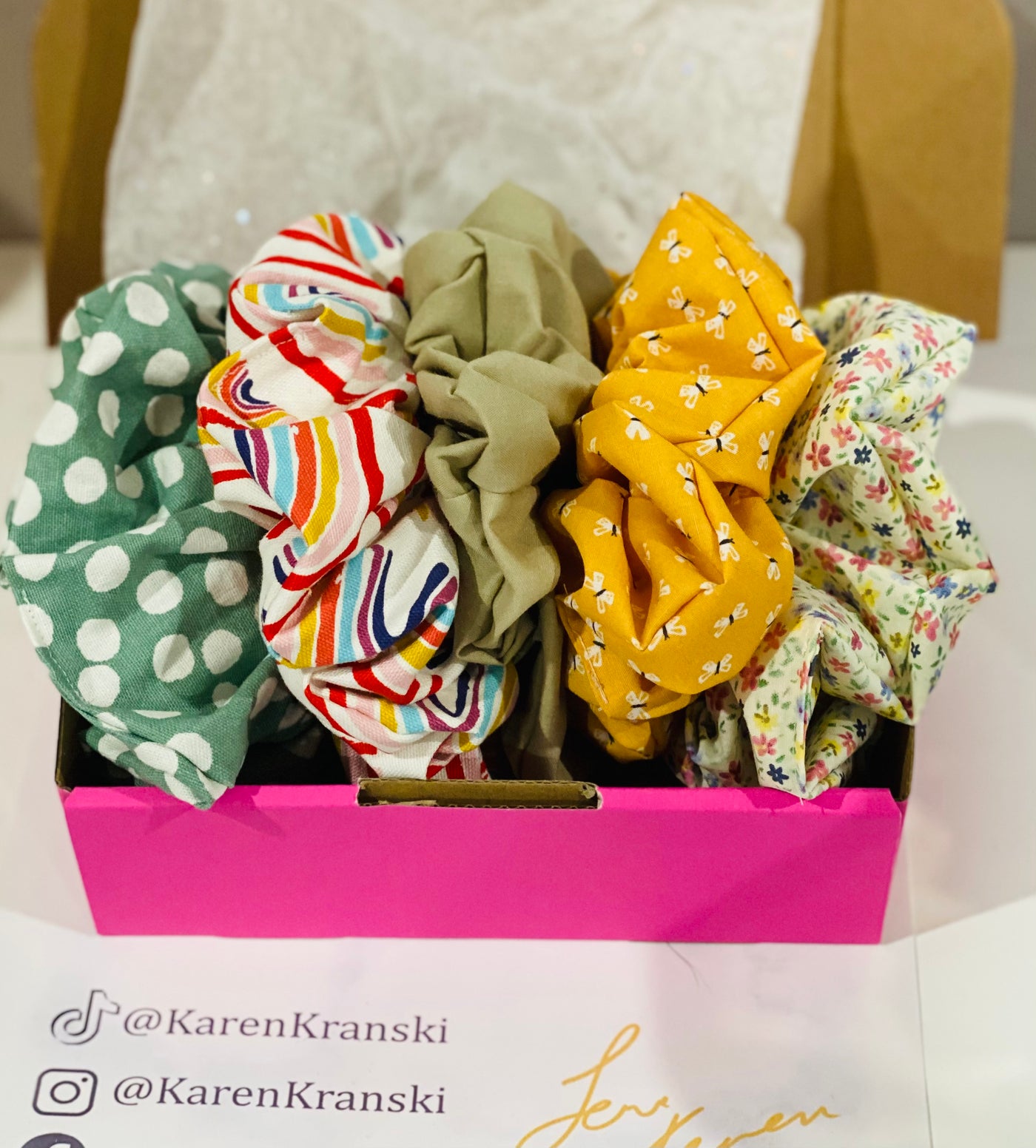 Daisy Chain gift box